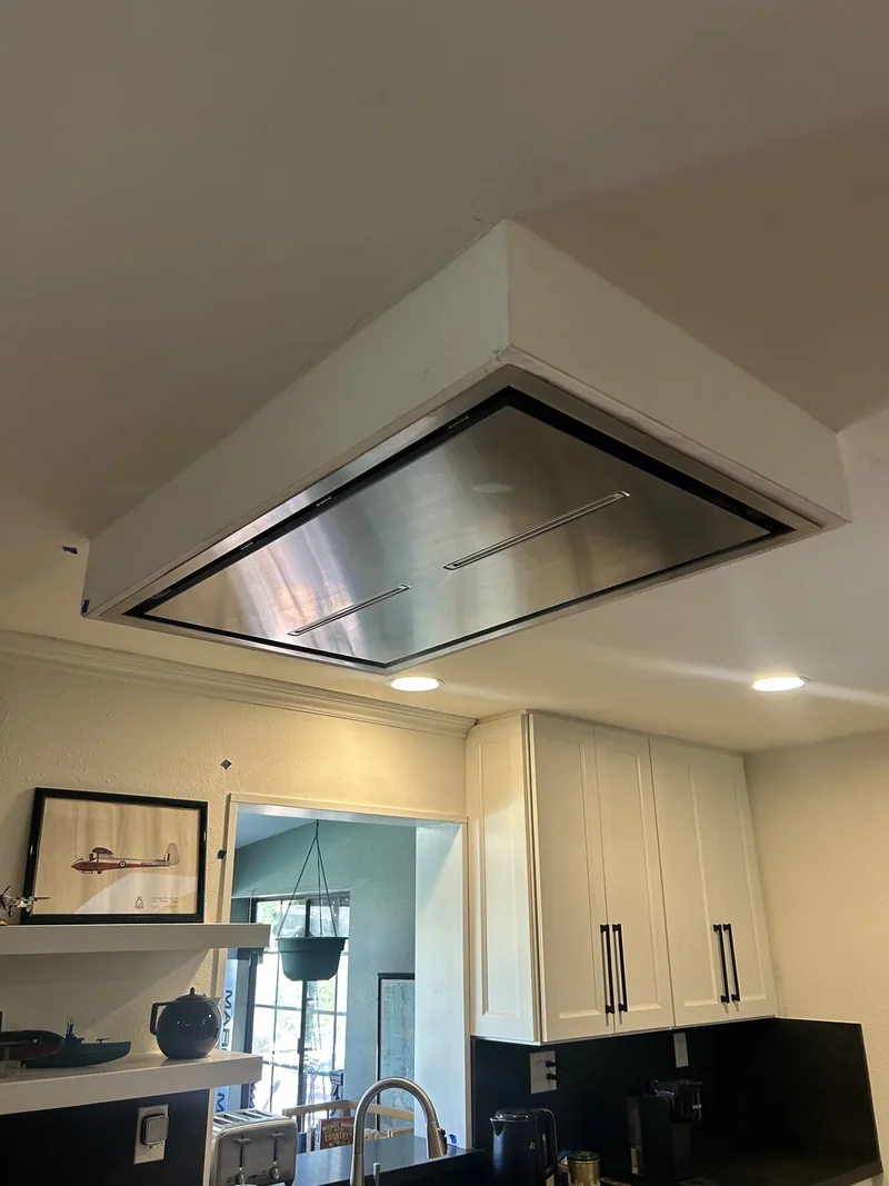 Flush-mounted range hood in a Scottsdale, AZ kitchen remodel